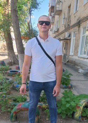 Максим, 31, Россия, Алексин