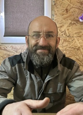 Саша из Москвы 44 года