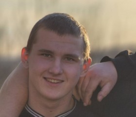 Yarik, 18, Borovichi