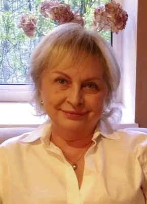 Наталья из Санкт-Петербурга 64 года