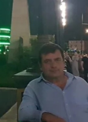 Муса из Грозныя 57 лет