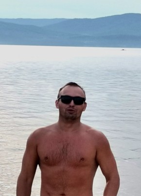 Максим, 35, Россия, Кадуй