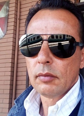 Nunzio, 53, Repubblica Italiana, Barletta