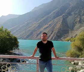 Kirill, 35, Batumi