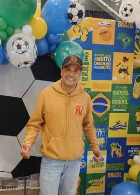 Tiago из Curitiba 37 лет