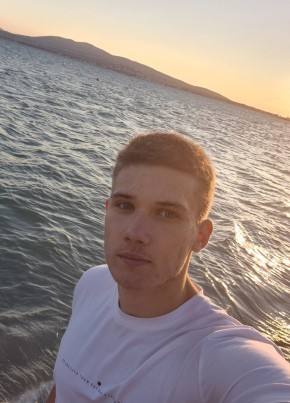 Andrey из Александрова 21 год