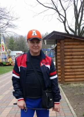геннадий, 54, Россия, Ейск