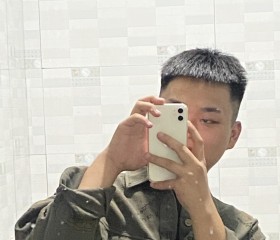 小王, 24, Zhangjiakou Shi Xuanhua Qu