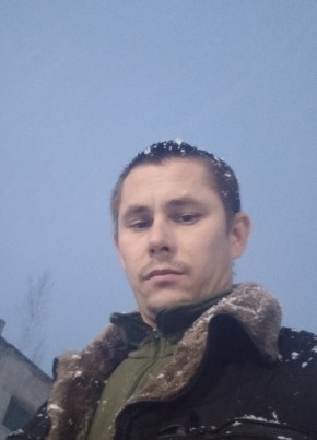 Илья, 35, Россия, Гдов