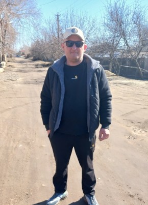 Алексей из Ростова-на-Дону 42 года