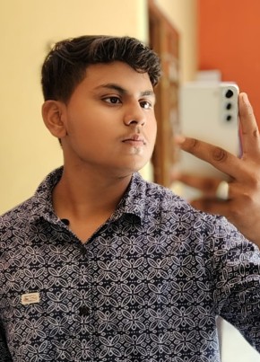 Ayaan Rayeen, 18, India, Firozabad