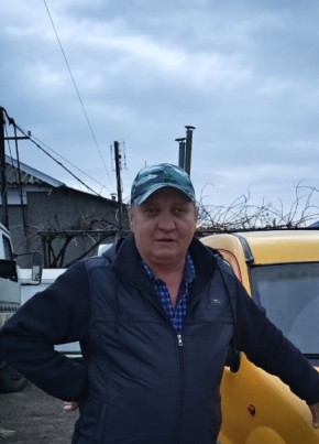 Сергей из Керчи 54 года