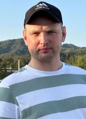 Максим из Эрзина 39 лет