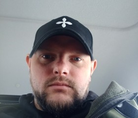Roman, 32, Saint Petersburg