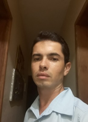 Guilherme, 33, República Federativa do Brasil, Além Paraíba