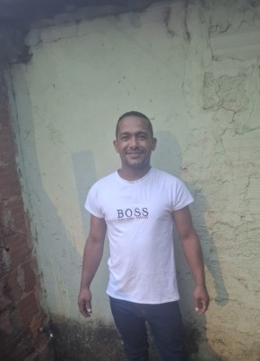 Glaucio из Monte Carmelo 37 лет