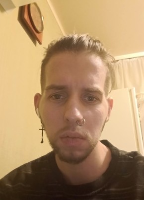 Oleg, 26, Russia, Moscow