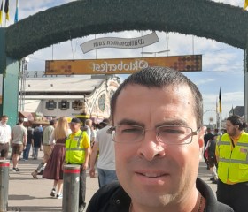 Roberto, 44, Berlin