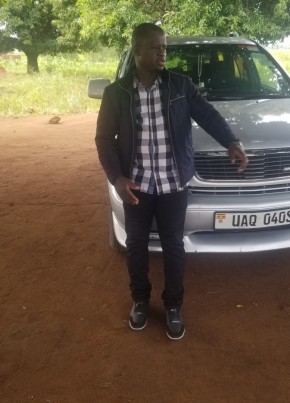 Mobota, 25, Uganda, Kampala