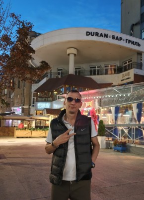 Vyacheslav, 38, Russia, Saratov