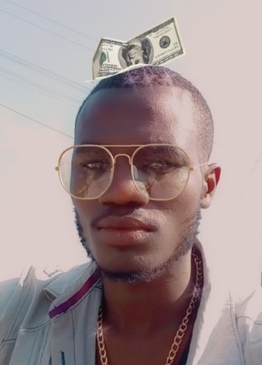 David Omondi из Nairobi 25 лет