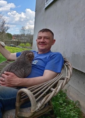 Виктор из Москвы 53 года