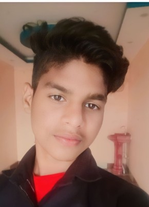 Manish Kumar, 18, India, Kharagpur (Bihar)