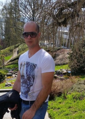 David, 41, Switzerland, Meyrin
