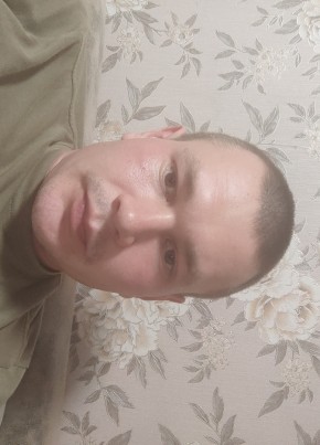 Александр, 28, Россия, Джанкой
