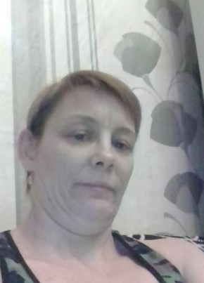 Вероника, 45, Россия, Волхов