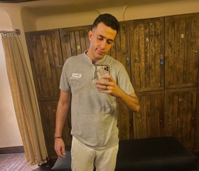 mohamed, 26, Halwan