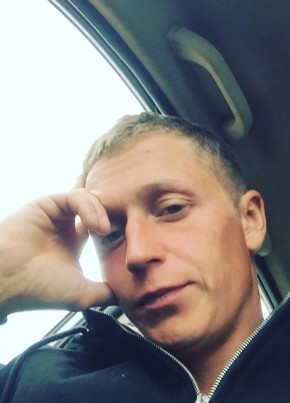 Анатолий, 32, Россия, Псков