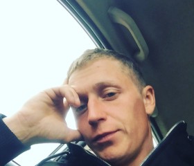 Анатолий, 32 года, Псков