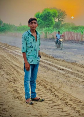 Kishor kumar, 18, India, Sirohi