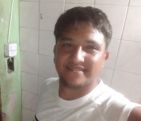 Erik, 25, Santa Fe de la Vera Cruz