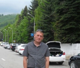 Олег, 49 лет, Түрген