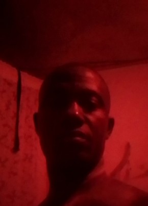 My name is Musa, 41, Sierra Leone, Freetown