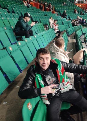 Дмитрий из Элисты 46 лет