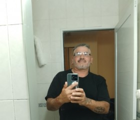 César, 44, Alta Gracia