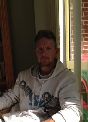 Dale, 42, Australia, Sydney