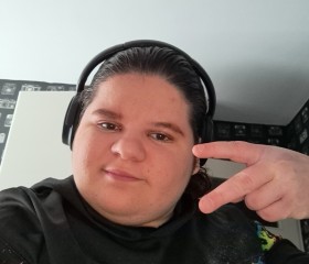 kali, 20, Mierlo