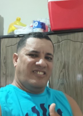 Clebson из Vila Velha 45 лет