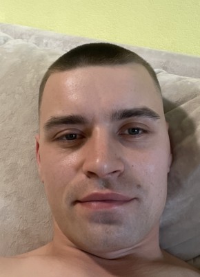 Дима из Климовска 28 лет