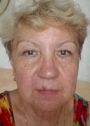 Лариса из Иркутска 62 года