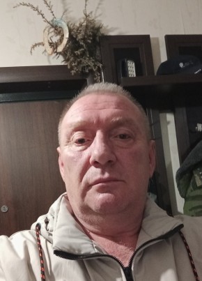 Лев, 57, Россия, Казань