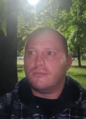 Олег из Череповеца 34 года