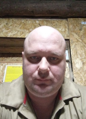 Anatoliy, 35, Russia, Klimovo