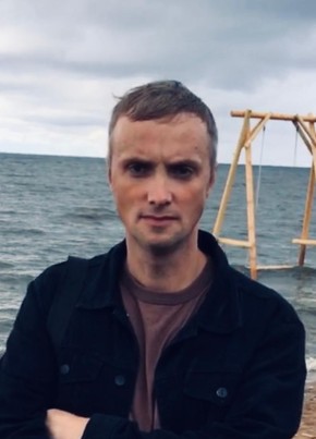 Юрий из Пскова 44 года