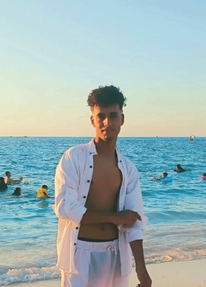 Ahmed из القاهرة 19 лет