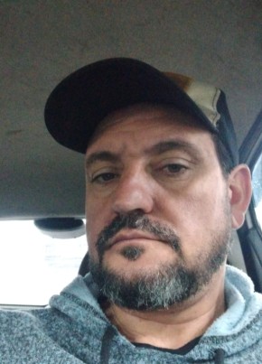 Leandro из Farroupilha 43 года